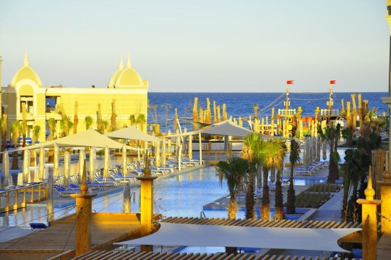 Hotel Titanic Royal-Families And Couples Only Hurghada Exterior foto