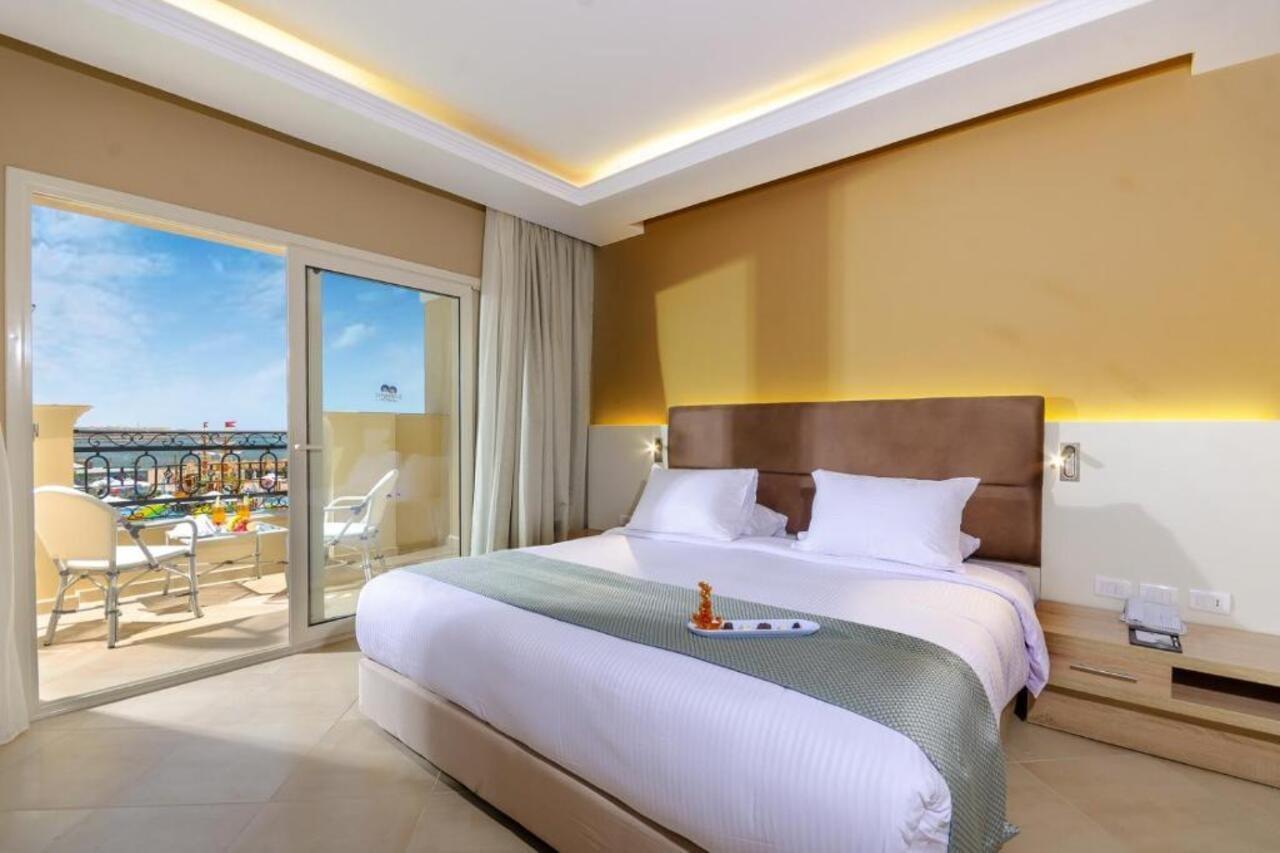 Hotel Titanic Royal-Families And Couples Only Hurghada Exterior foto