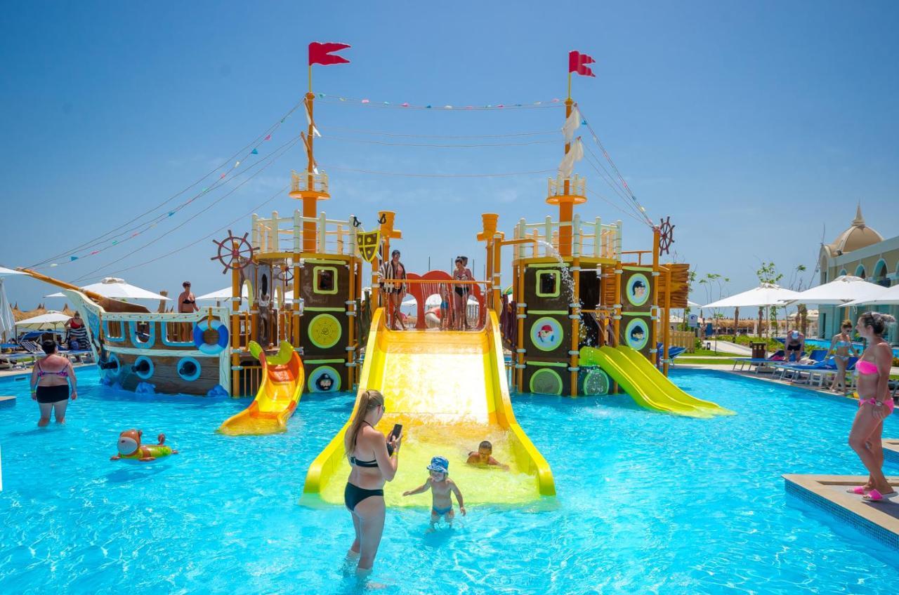 Hotel Titanic Royal-Families And Couples Only Hurghada Exterior foto