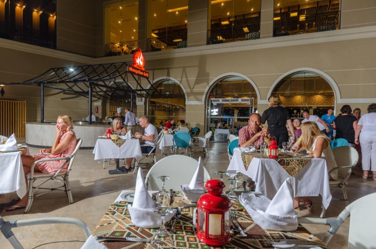 Hotel Titanic Royal-Families And Couples Only Hurghada Exterior foto