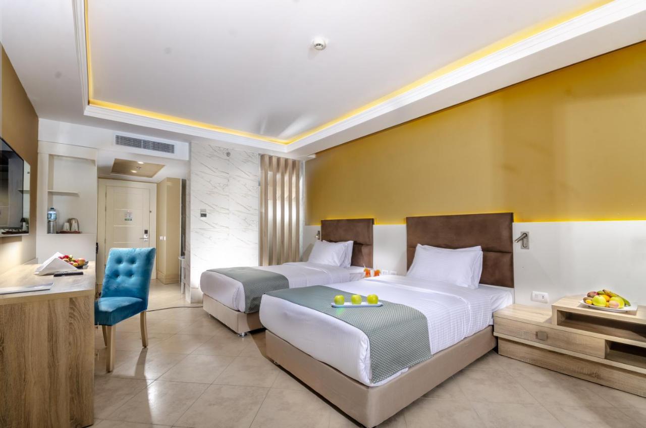 Hotel Titanic Royal-Families And Couples Only Hurghada Exterior foto